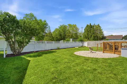 Exterior - 1917 E Glendale Ave, Appleton, WI 54911 photo 7 of 7