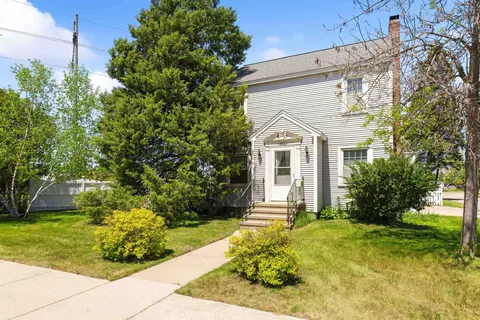 1400 14th Ave, Menominee, MI 49858