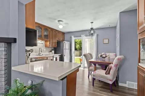 Other - 725 S Westhaven Pl #J, Appleton, WI 54914 photo 4 of 9
