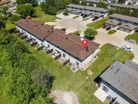 View/Area - 725 S Westhaven Pl #J, Appleton, WI 54914 photo 4 of 7