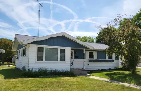 190 Prairie Ct, Fond Du Lac, WI 54935
