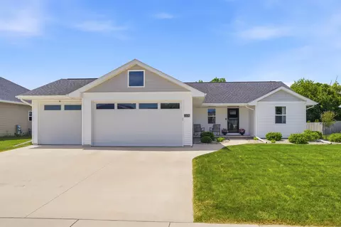 3308 Isaac Ln, Oshkosh, WI 54902