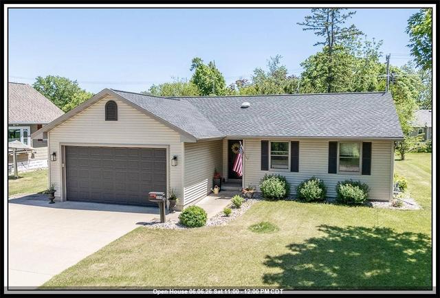 1504 Smith St, New London, WI 54961