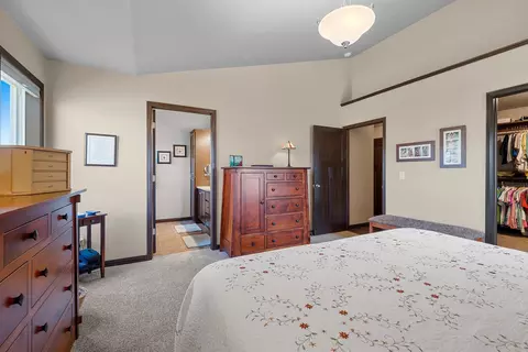 Bedroom - 5560 N Providence Ave, Appleton, WI 54913 photo 3 of 10