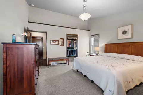 Bedroom - 5560 N Providence Ave, Appleton, WI 54913 photo 2 of 10