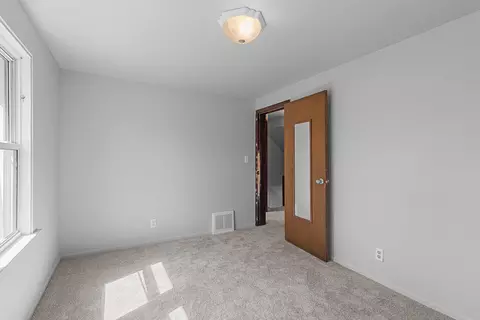 Bedroom - 809 N Durkee St, Appleton, WI 54911 photo 2 of 6
