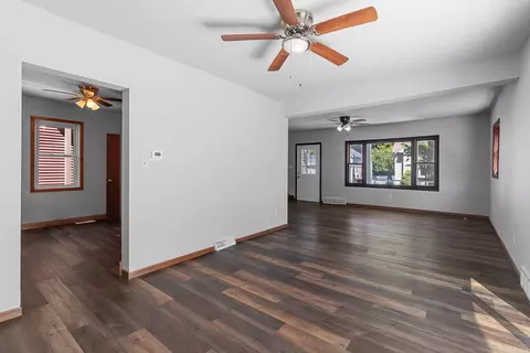 Living - 809 N Durkee St, Appleton, WI 54911 photo 5 of 5