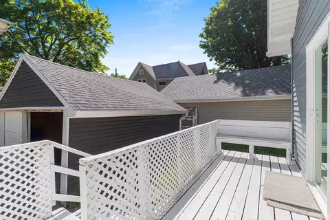 Exterior - 809 N Durkee St, Appleton, WI 54911 photo 2 of 6