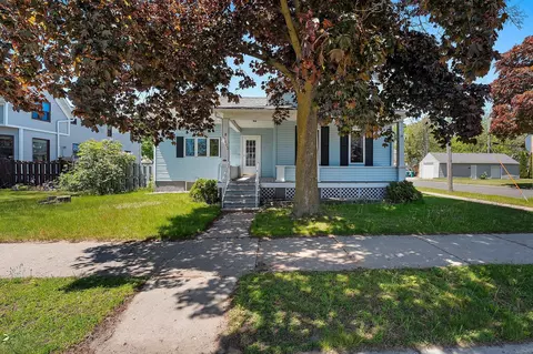 1603 Pierce Ave, Marinette, WI 54143
