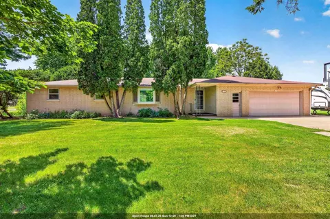 n133 Rogers Lane, Appleton, WI 54915