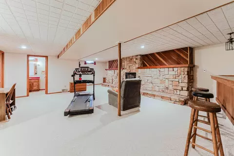 Living - 727 Telulah Ave, Appleton, WI 54915 photo 4 of 4