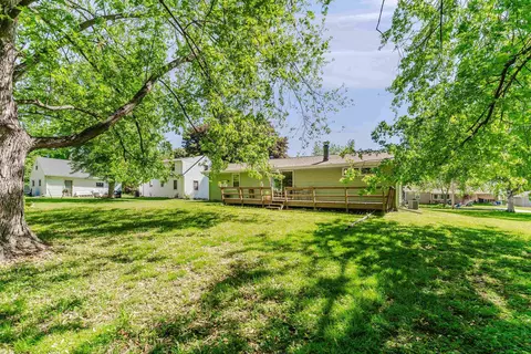 Exterior - 727 Telulah Ave, Appleton, WI 54915 photo 4 of 7
