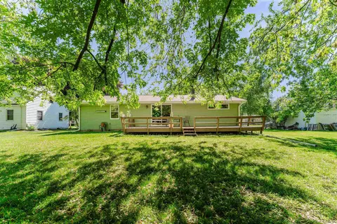 Exterior - 727 Telulah Ave, Appleton, WI 54915 photo 5 of 7