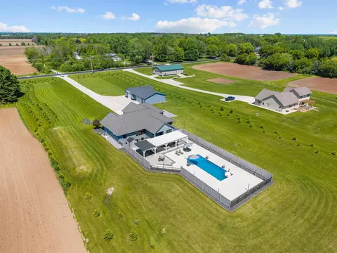 View/Area - 3007 Winnegamie Dr, Appleton, WI 54914 photo 4 of 10
