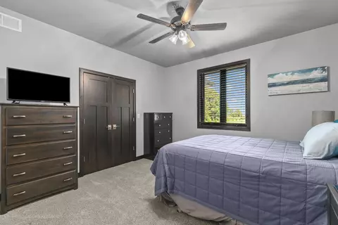 Bedroom - 3007 Winnegamie Dr, Appleton, WI 54914 photo 4 of 7