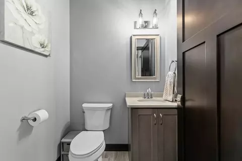 Bath - 3007 Winnegamie Dr, Appleton, WI 54914 photo 9 of 9