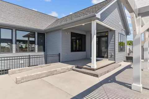 Exterior - 3007 Winnegamie Dr, Appleton, WI 54914 photo 13 of 20