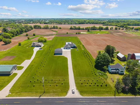 View/Area - 3007 Winnegamie Dr, Appleton, WI 54914 photo 7 of 10