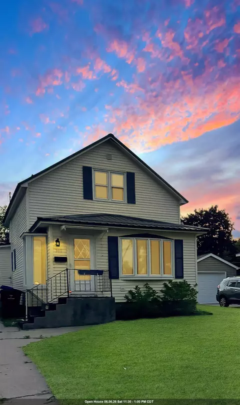 361 S Peck Ave, Peshtigo, WI 54157
