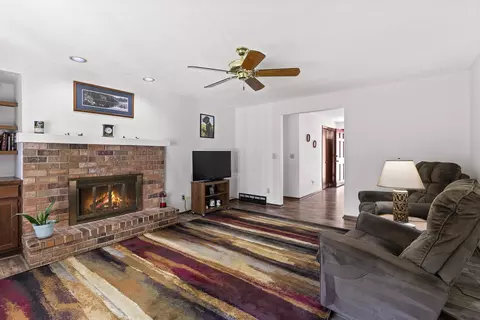 Other - 933 E Capitol Dr, Appleton, WI 54911 photo 2 of 9