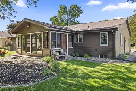 Other - 933 E Capitol Dr, Appleton, WI 54911 photo 1 of 9