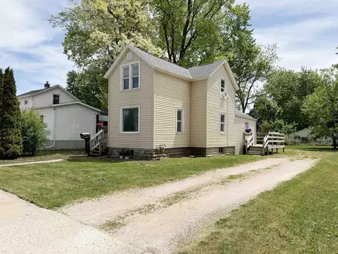 366 Grove St, Fond Du Lac, WI 54935