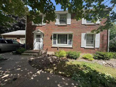166 N Clinton Ave, Clintonville, WI 54929