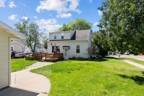 Exterior - 834 W Grant St, Appleton, WI 54914 photo 8 of 13
