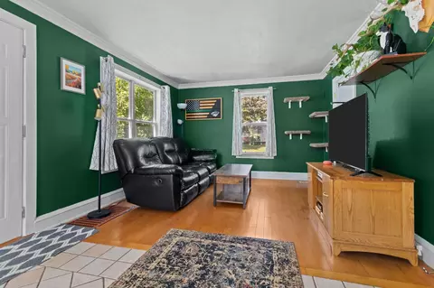 Living - 834 W Grant St, Appleton, WI 54914 photo 1 of 1