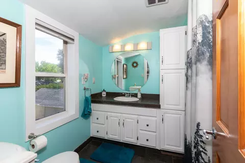 Bath - 834 W Grant St, Appleton, WI 54914 photo 1 of 2