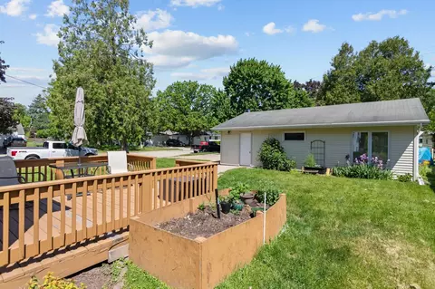 Exterior - 834 W Grant St, Appleton, WI 54914 photo 7 of 13