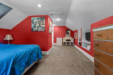 Bedroom - 834 W Grant St, Appleton, WI 54914 photo 2 of 2