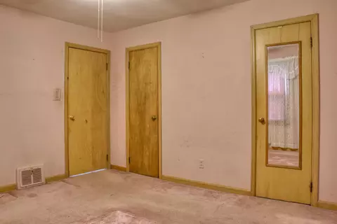 Bedroom - 921 W Weiland Ave, Appleton, WI 54914 photo 2 of 7