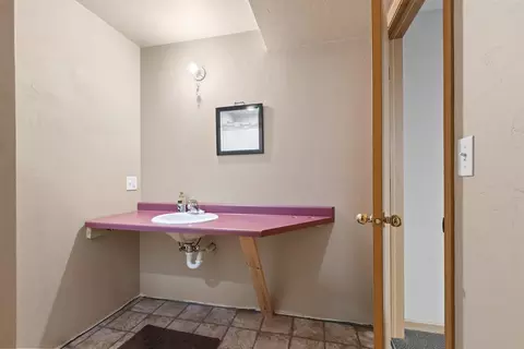 Bath - w6034 Paige Way, Appleton, WI 54915 photo 3 of 4