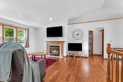 Living - w6034 Paige Way, Appleton, WI 54915 photo 1 of 3