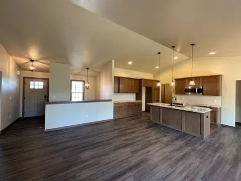 W6534 Breezy Way, Appleton, WI 54915 photo 4