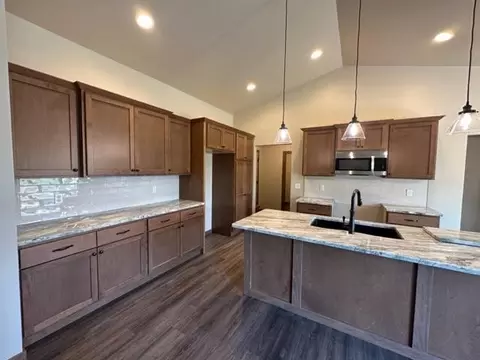 W6534 Breezy Way, Appleton, WI 54915 photo 3