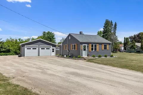 499 Elm St, Berlin, WI 54923