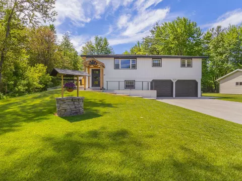621 Prestine Dr, Peshtigo, WI 54157