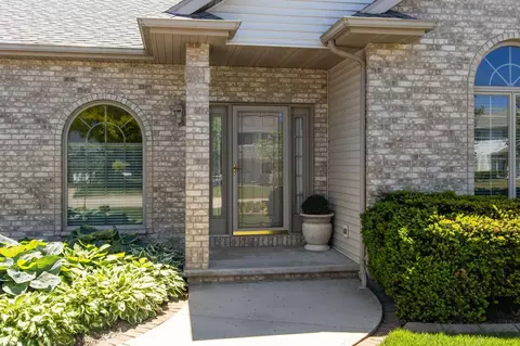 Entry Way - w5875 Sweet Clover Drive, Appleton, WI 54915 photo 1 of 5