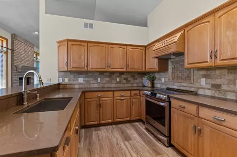 Kitchen - w5875 Sweet Clover Drive, Appleton, WI 54915 photo 2 of 6