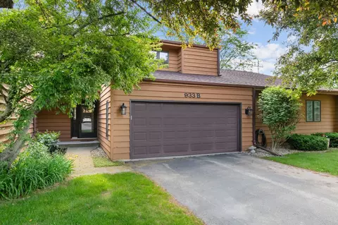 Exterior - 933 E Windfield Pl #B, Appleton, WI 54911 photo 9 of 9
