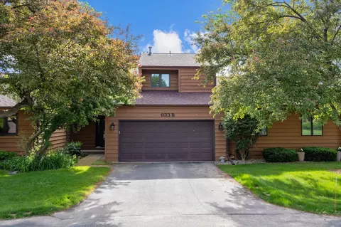933 E Windfield Pl #B, Appleton, WI 54911