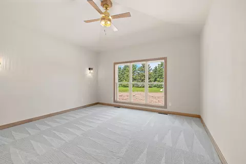 Bedroom - 5728 W Spencer St, Appleton, WI 54914 photo 2 of 10