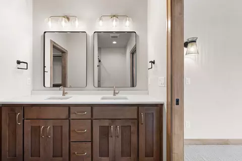 Bath - 5728 W Spencer St, Appleton, WI 54914 photo 6 of 8