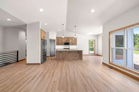 Living - 5728 W Spencer St, Appleton, WI 54914 photo 4 of 7