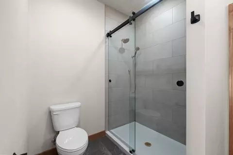 Bath - 5728 W Spencer St, Appleton, WI 54914 photo 5 of 8