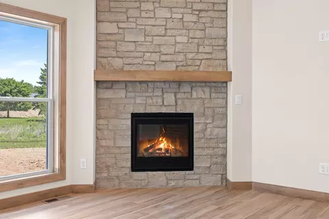 Living - 5728 W Spencer St, Appleton, WI 54914 photo 7 of 7