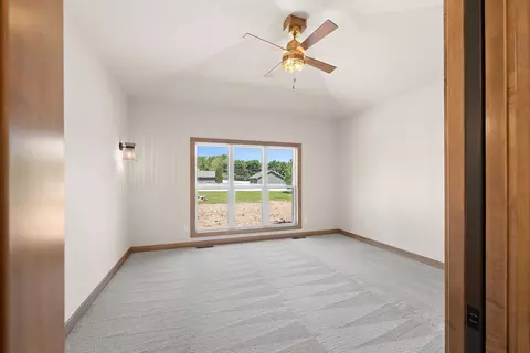 Bedroom - 5728 W Spencer St, Appleton, WI 54914 photo 4 of 10