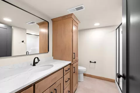 Bath - 5728 W Spencer St, Appleton, WI 54914 photo 1 of 8